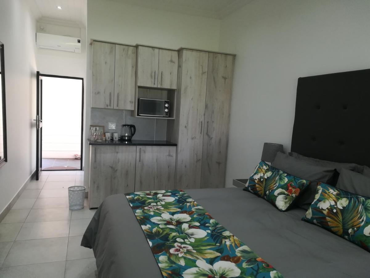 The Gamtoos Ferry Hotel Jeffreys Bay Exteriör bild