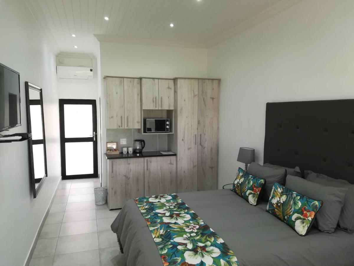 The Gamtoos Ferry Hotel Jeffreys Bay Exteriör bild