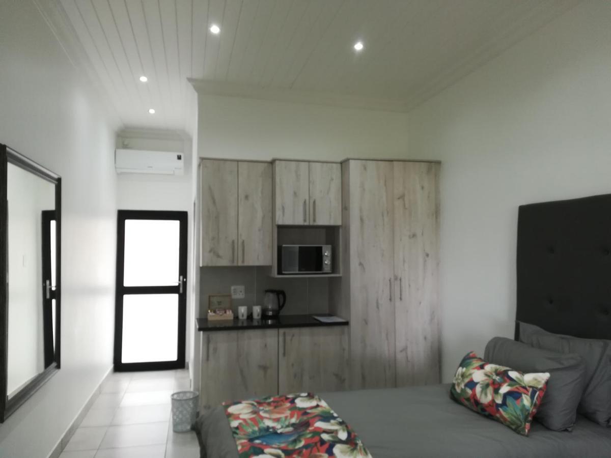 The Gamtoos Ferry Hotel Jeffreys Bay Exteriör bild